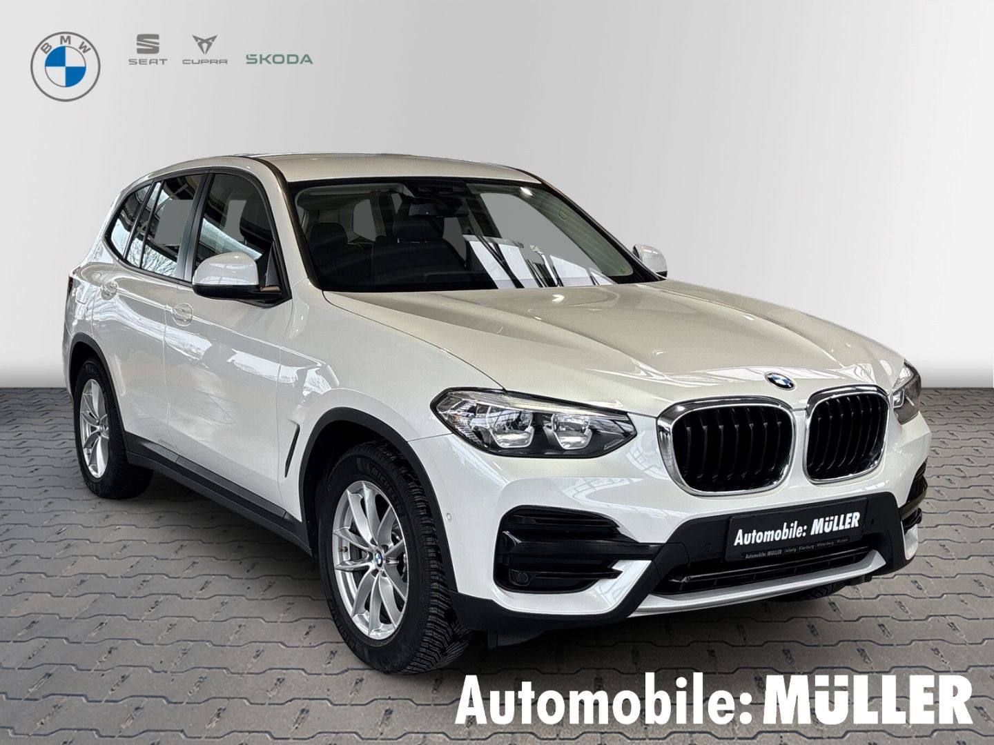 BMW X3 20i xDrive Park-Assistent Navi Digitales Cock