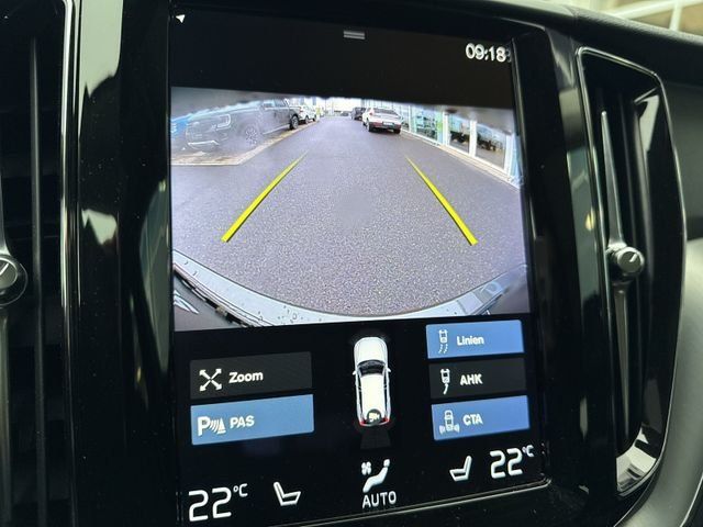 Volvo XC60 2.0 PHEV R-Design Expression Recharge Plug-