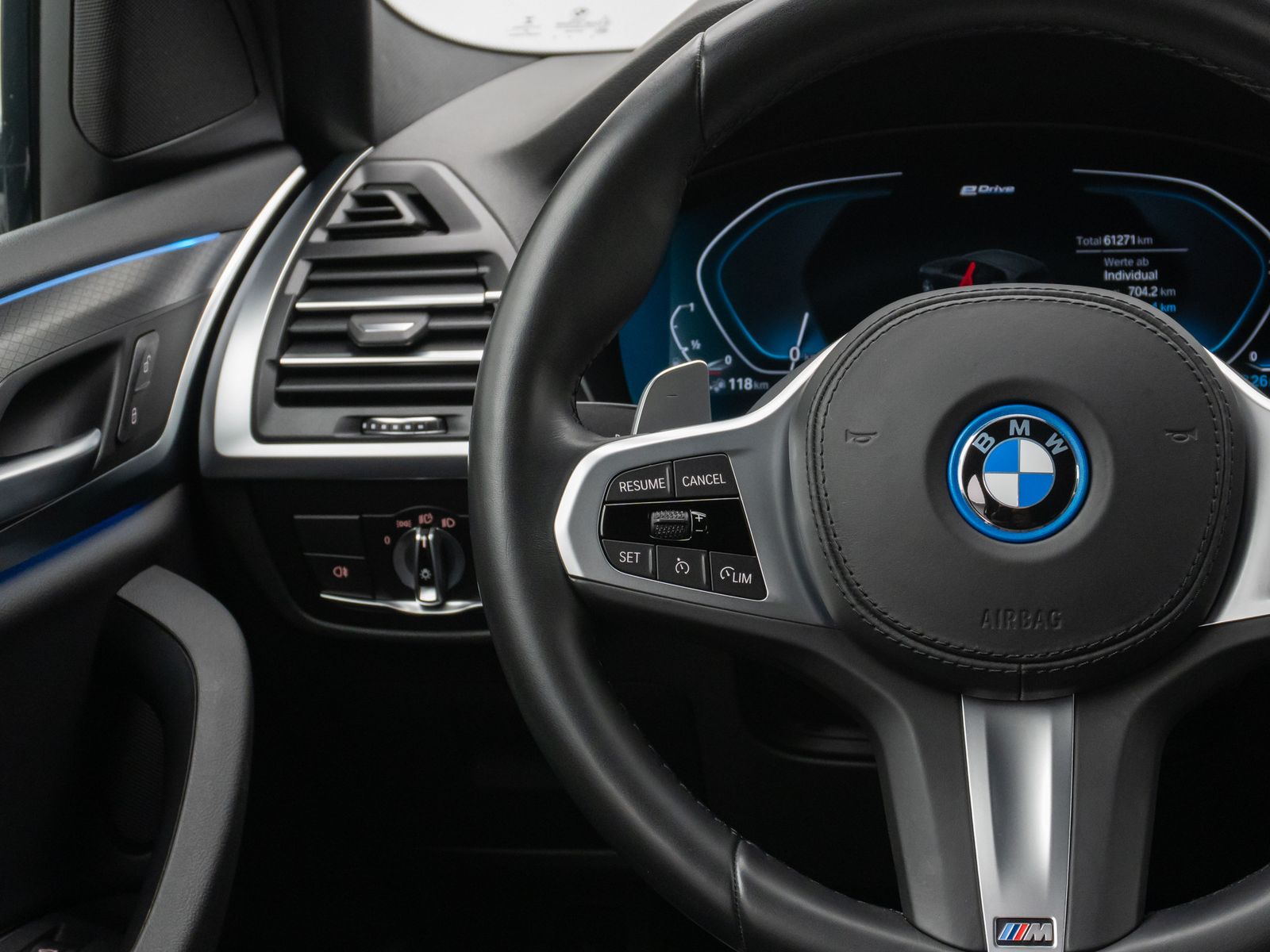 BMW X3 xD30e M Sport - Samsaru's Car Outlet