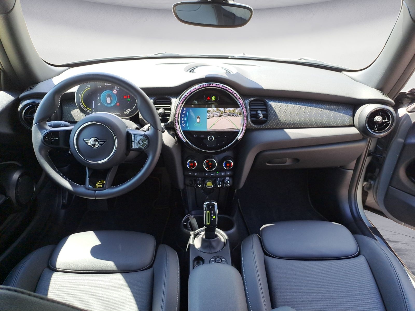 MINI Cooper SE - Samsaru's Car Outlet
