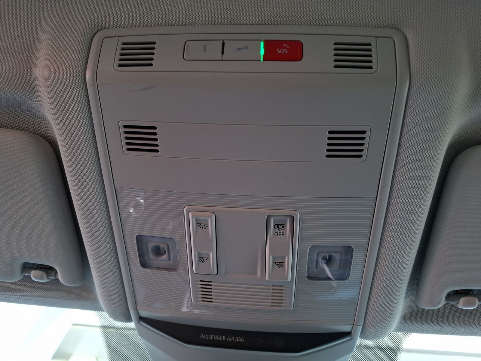 Volkswagen T-Roc TSI Active DSG - Samsaru's Car Outlet