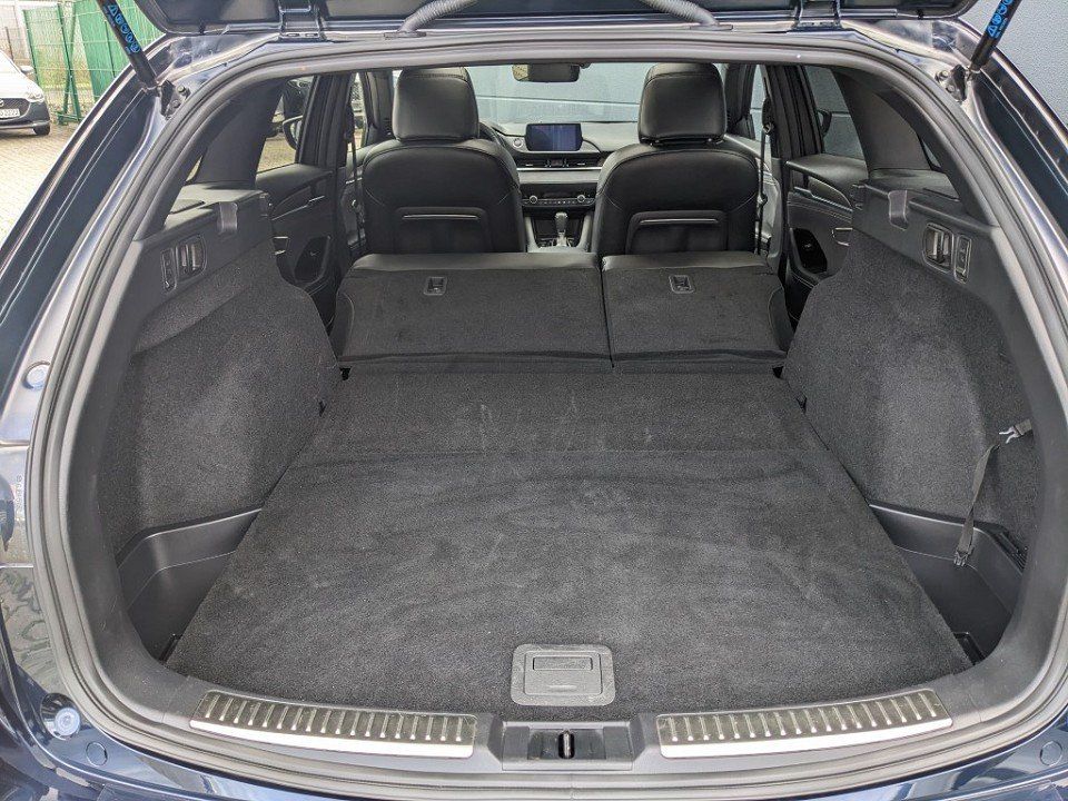 Mazda 6 Kombi 2.5l Takumi GSD Nappaleder Bose Ganzjahr