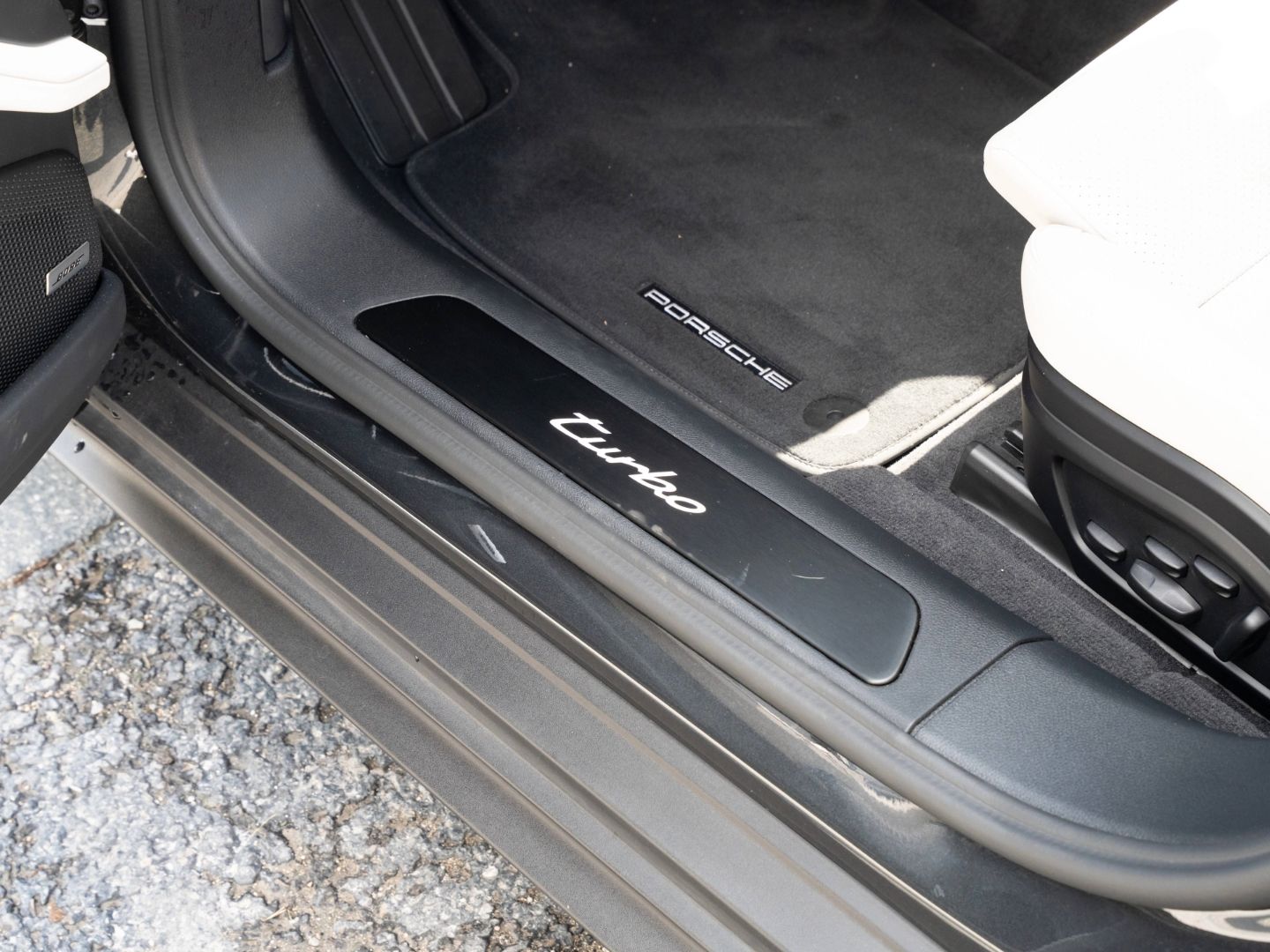 Porsche Panamera Turbo E-Hybrid Surround View Nachtsicht