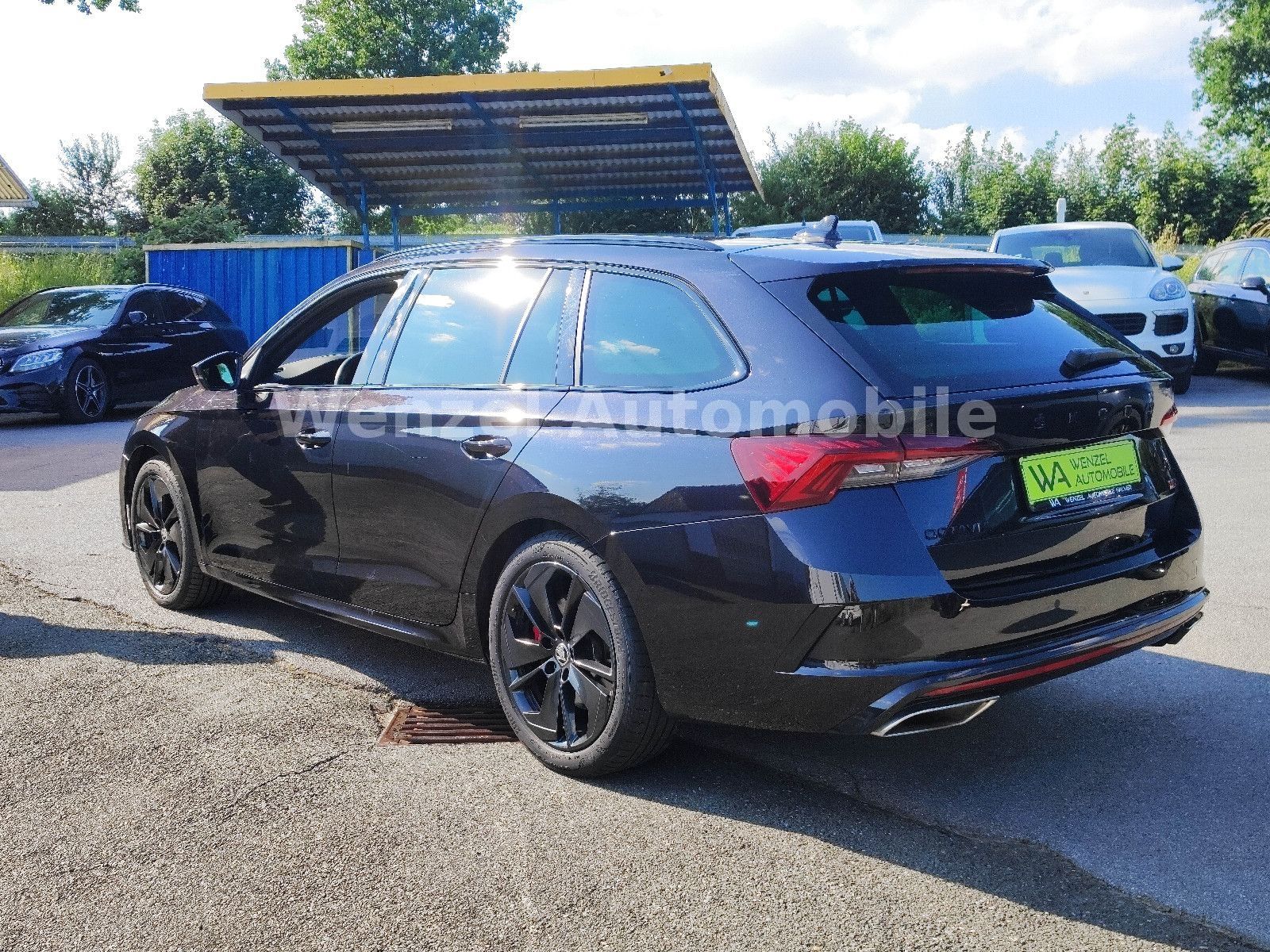 Skoda Octavia RS Black Edition - Samsaru's Car Outlet