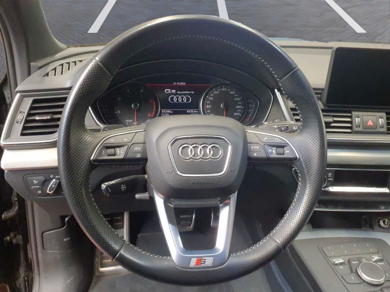 Audi Q5 40 TDI quattro S- Line Sport Hybrid - Samsaru's Car Outlet