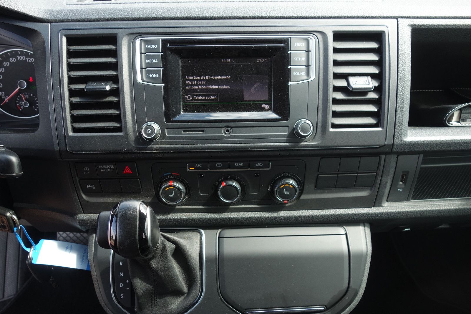 Volkswagen T6 Multivan - Samsaru's Car Outlet