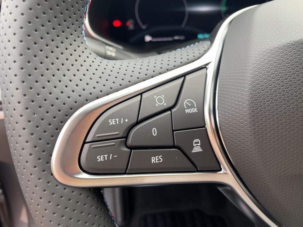 Renault Arkana 1.6 E-TECH 145 Esprit Alpine - Samsaru's Car Outlet