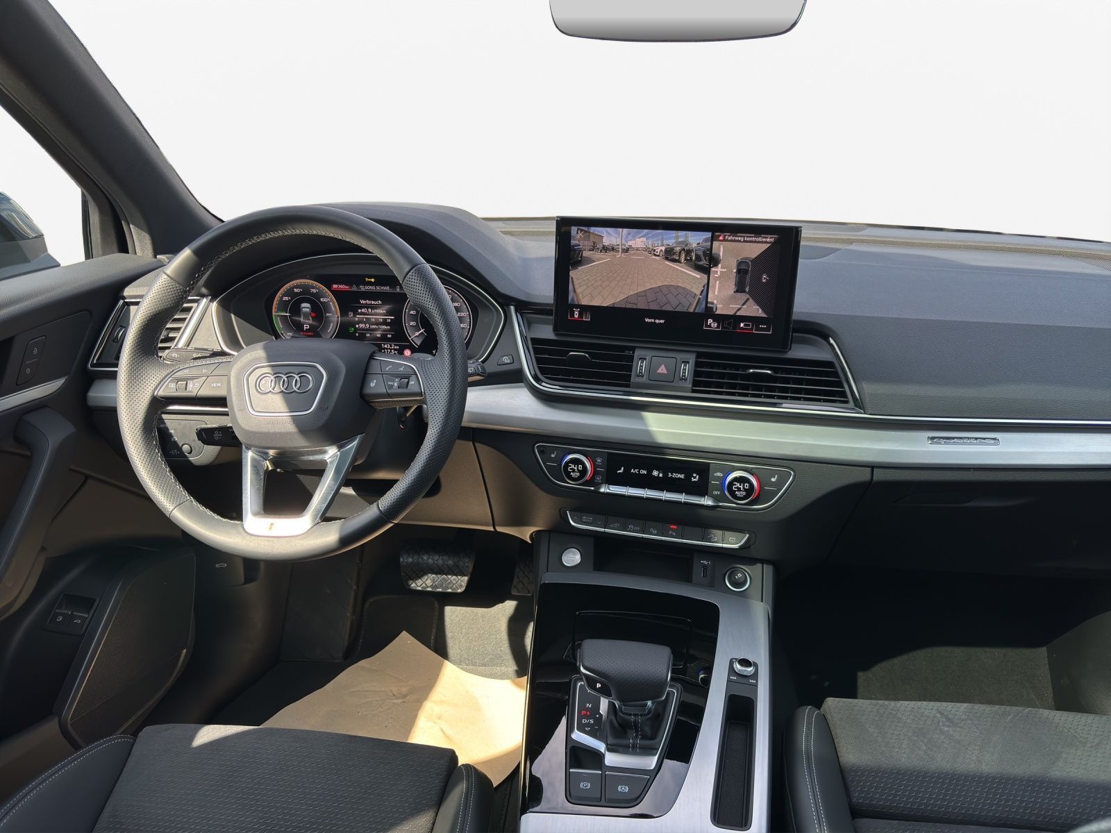 Audi Q5 55 TFSIe S-LINE*NAVI-PLUS*MATRIX*AHK*PANO*OPT
