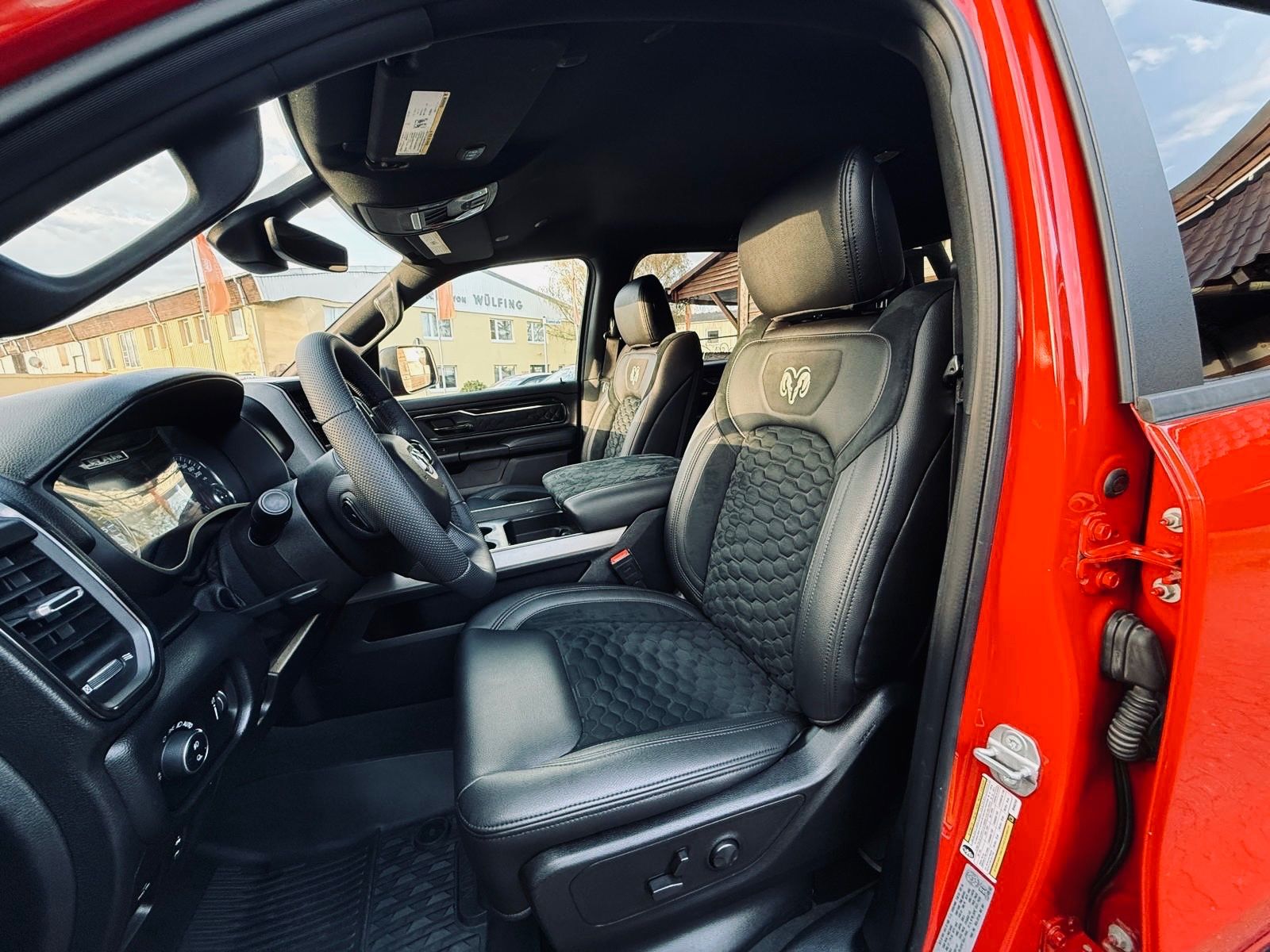 Dodge TRX KIT*12"RADIO*OFFROAD*LPG*4X4*AHK*NAVI*BÜGEL*