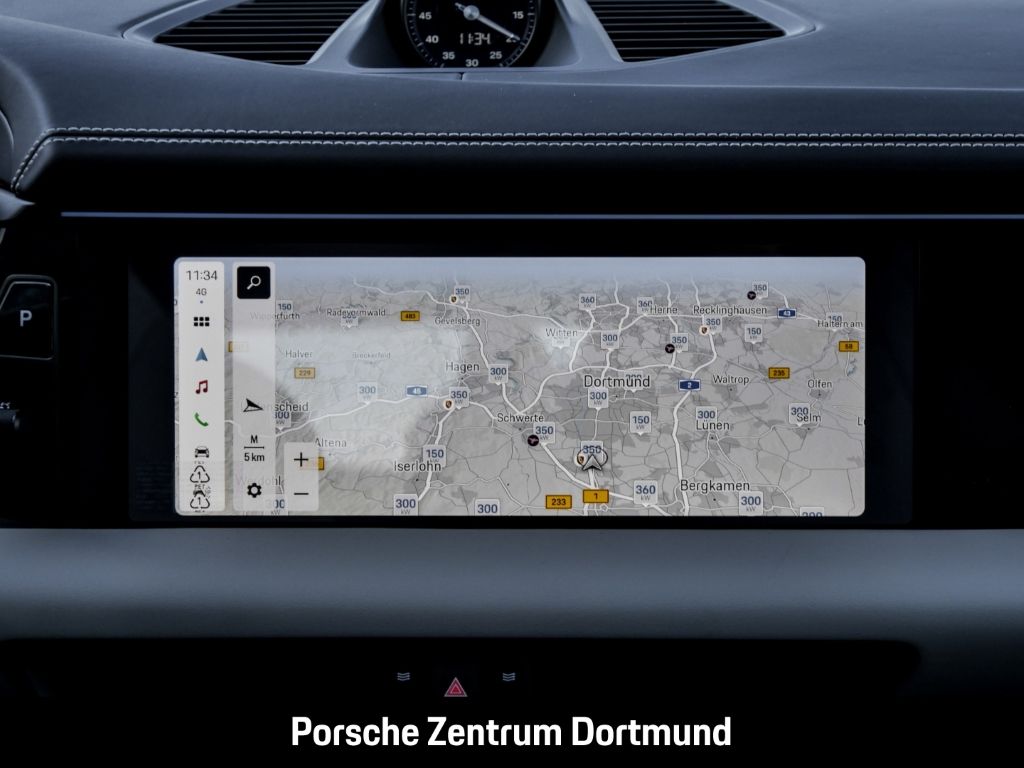 Porsche Macan 4 - Samsaru's Car Outlet