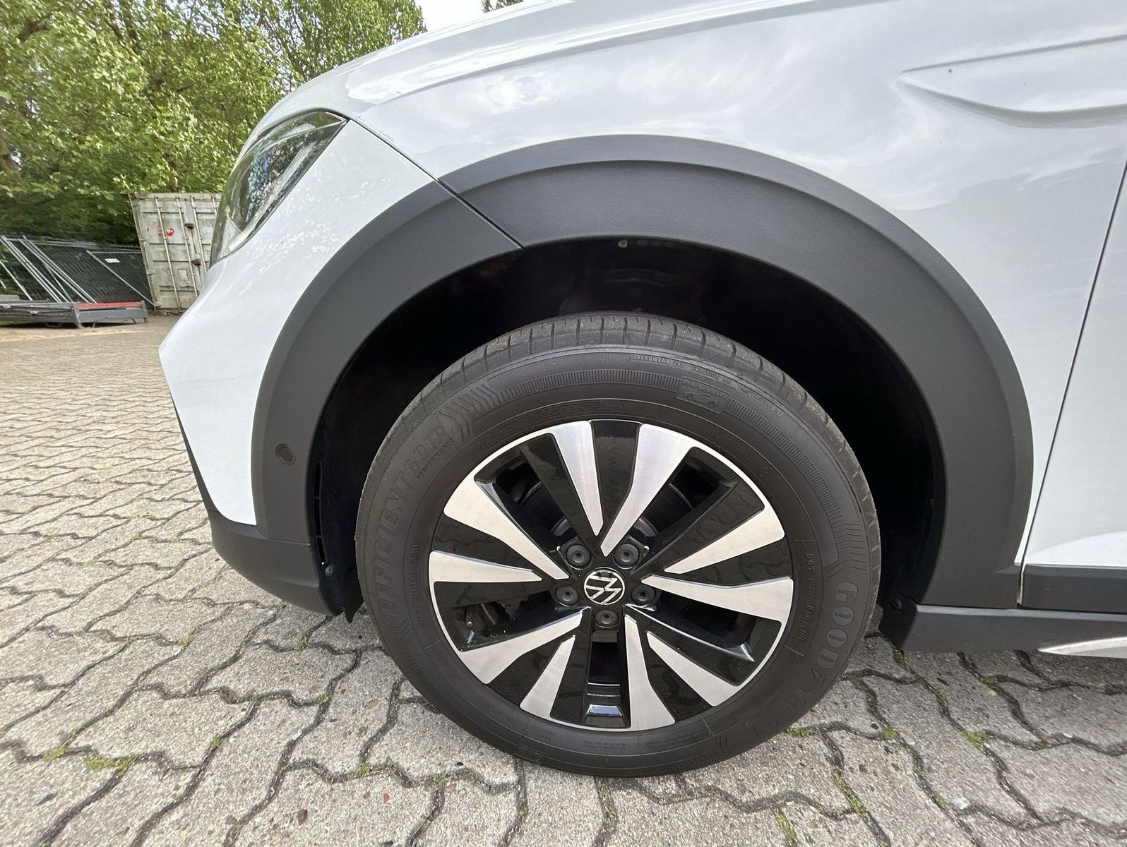 Volkswagen Taigo 1.0 TSI DSG Life - Samsaru's Car Outlet