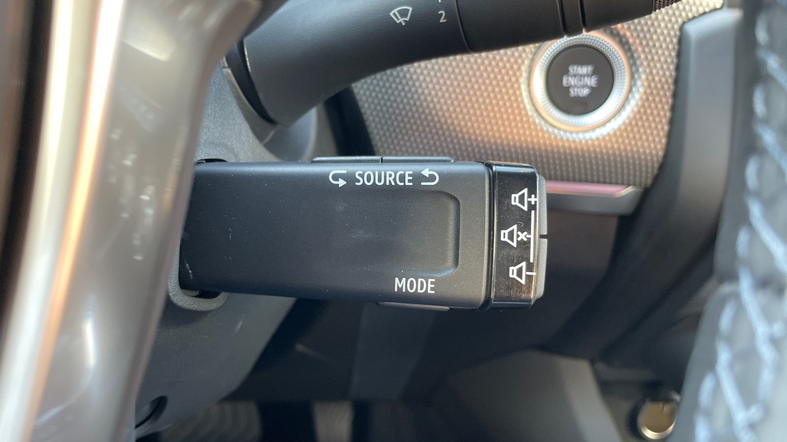 Renault Arkana TECHNO Mild Hybrid - Samsaru's Car Outlet