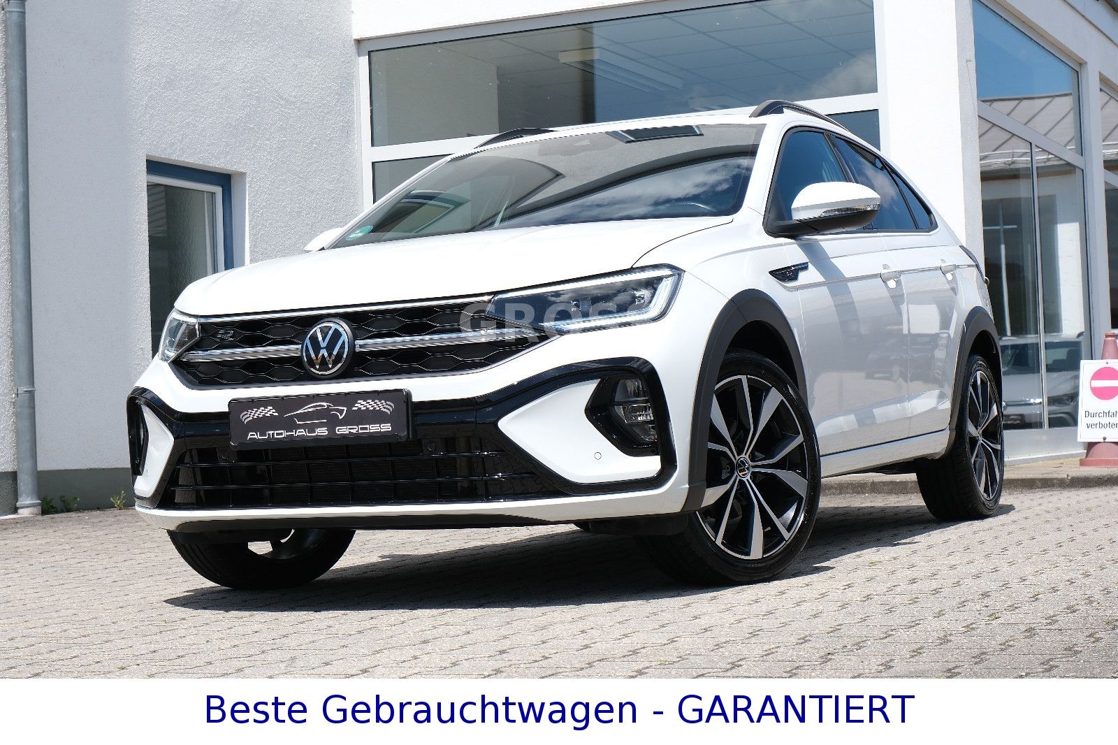 Volkswagen Taigo 1.5 TSI R-Line - Samsaru's Car Outlet