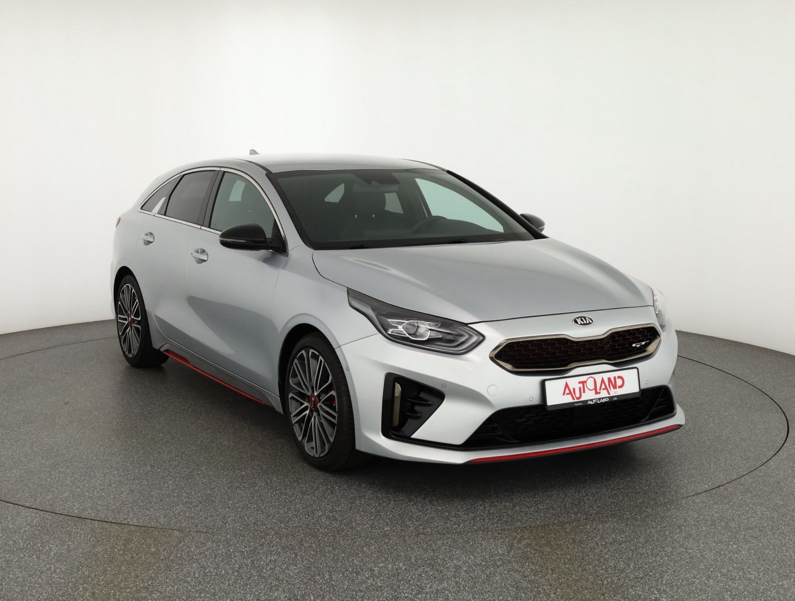 Kia ProCeed 1.6 T-GDI GT - Samsaru's Car Outlet