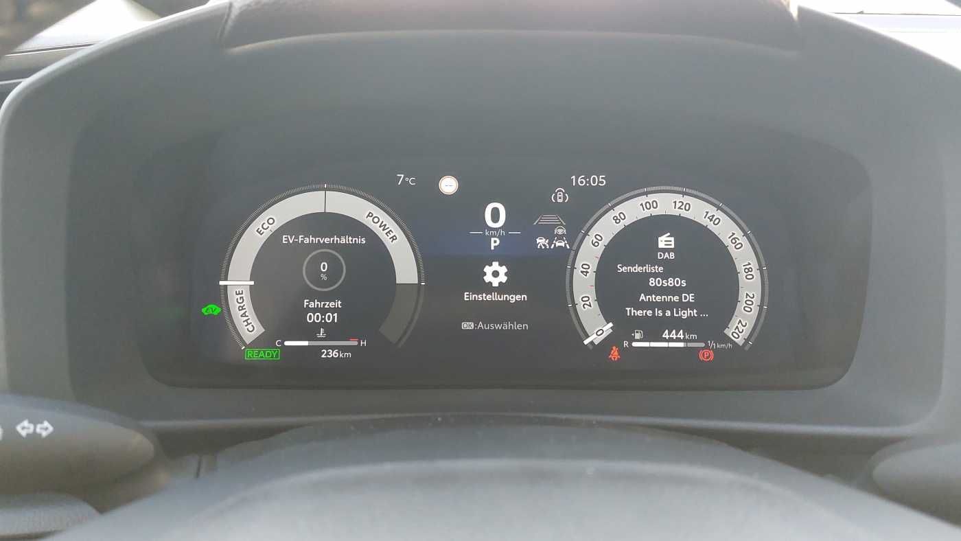 Toyota C-HR 1.8 Hybrid - Samsaru's Car Outlet