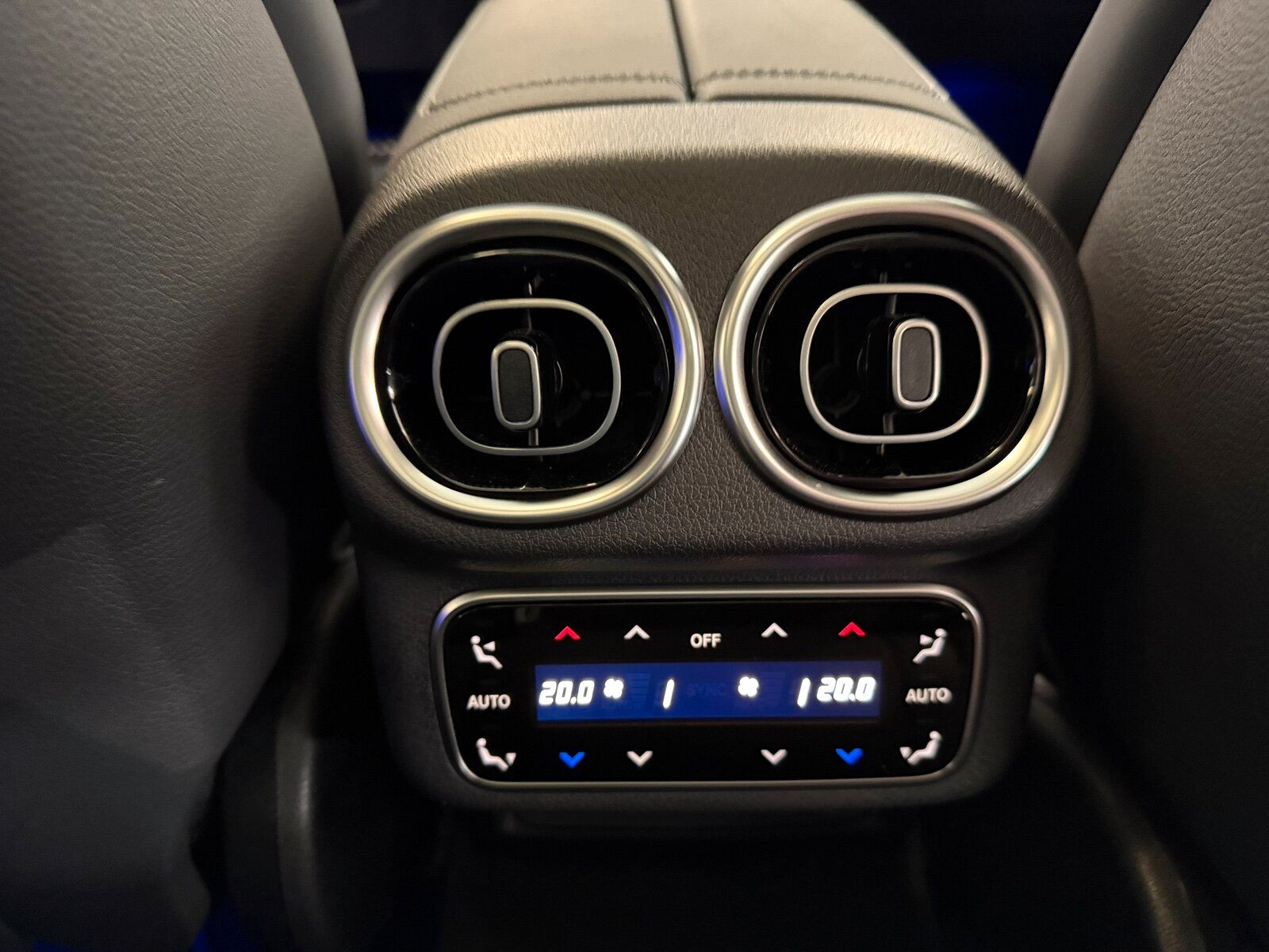 Mercedes-Benz GLC 300 e 4M AMG - Samsaru's Car Outlet