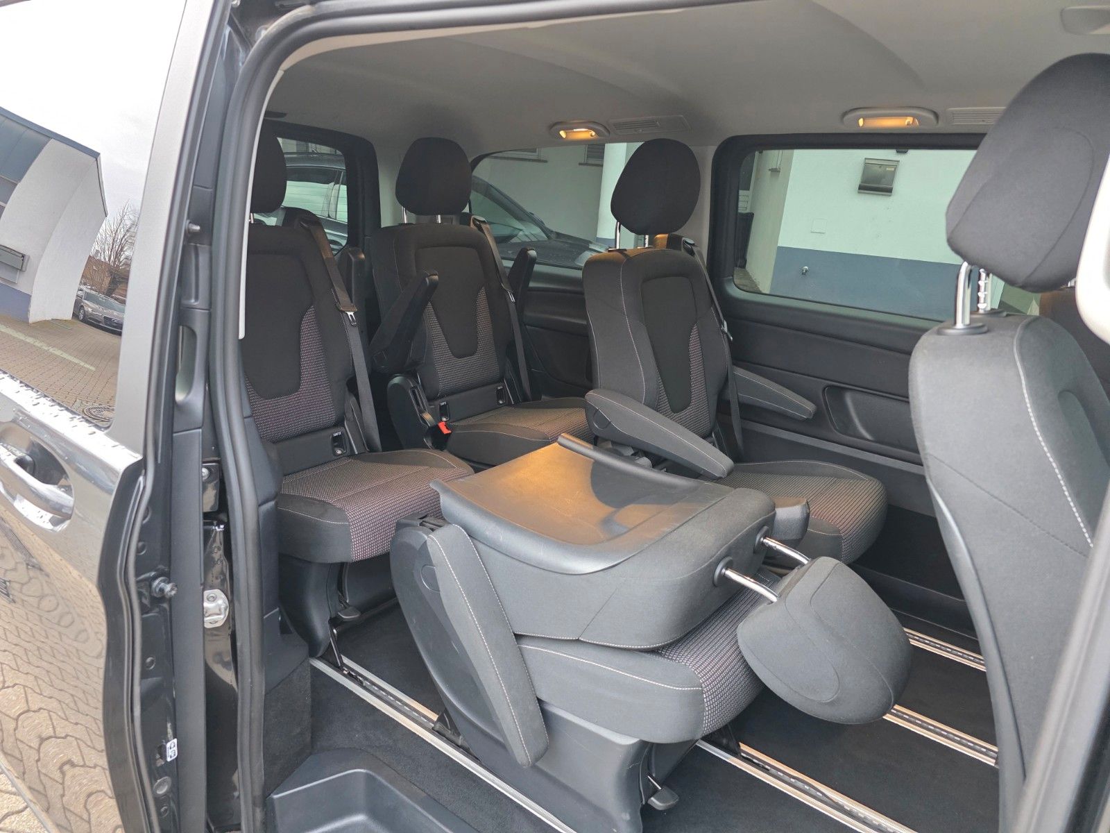 Mercedes-Benz V 220 d EDITION 4MATIC lang/ Automatik/ 6-Sitzer