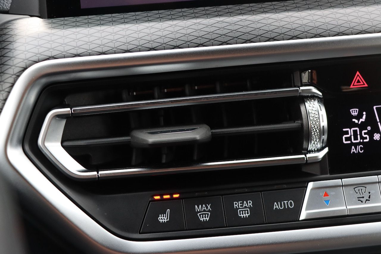 BMW X3 xDr 30d/M-SPORT/21Z/AHK/StHz/INDIVIDUAL/ACC/