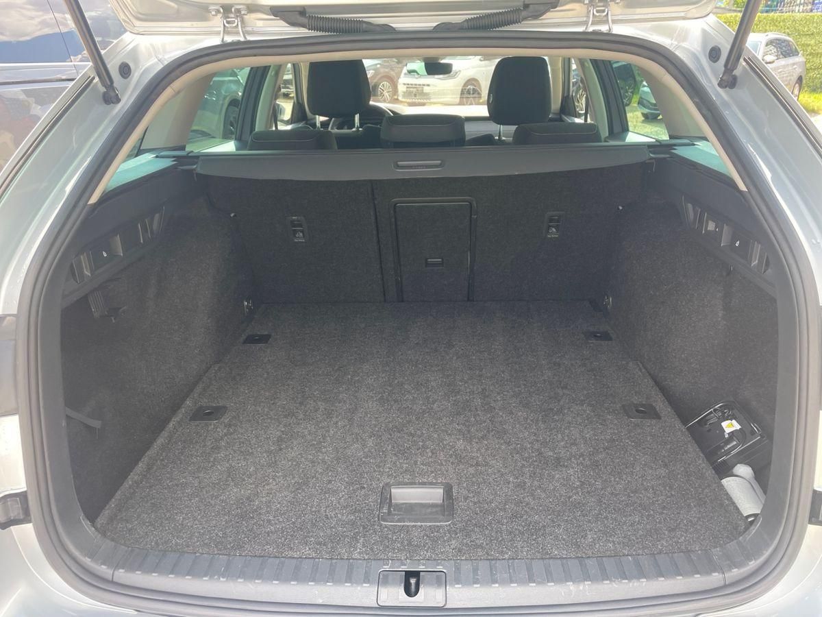 Skoda Octavia 2.0 TDI DSG STYLE - Samsaru's Car Outlet