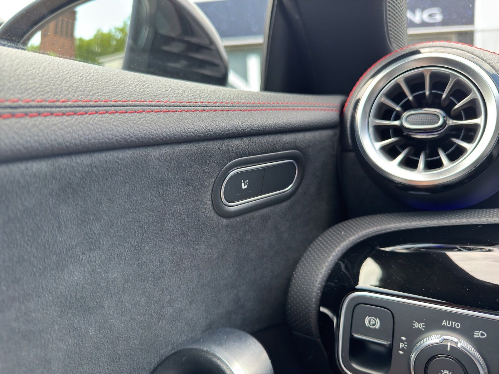 Mercedes-Benz CLA 250 AMG Coupé - Samsaru's Car Outlet