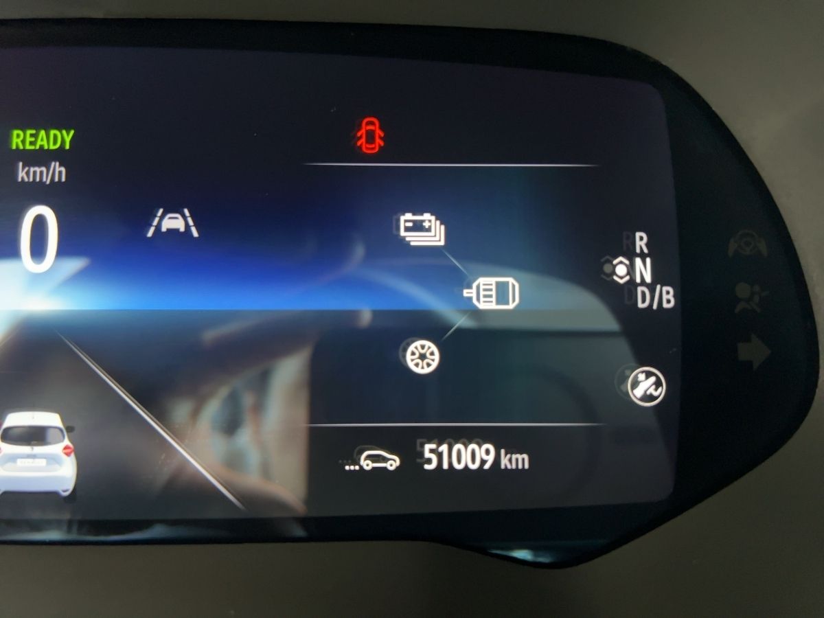 Renault ZOE R110 Z.E 50 - Samsaru's Car Outlet