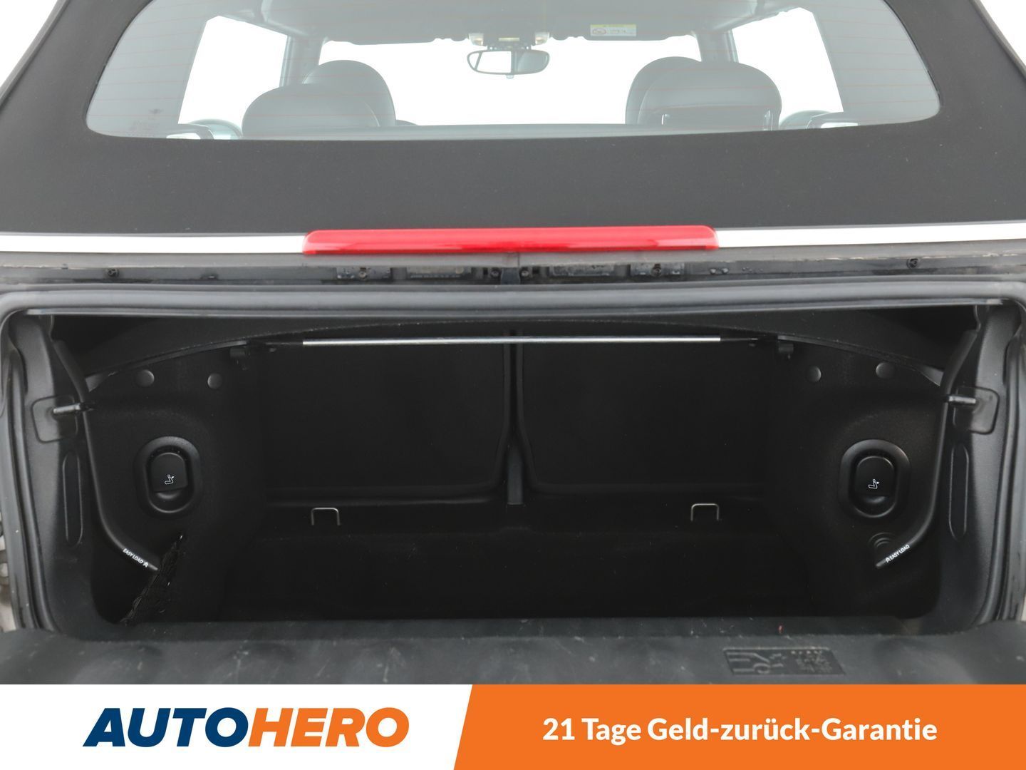 MINI Cabrio Cooper Aut. - Samsaru's Car Outlet