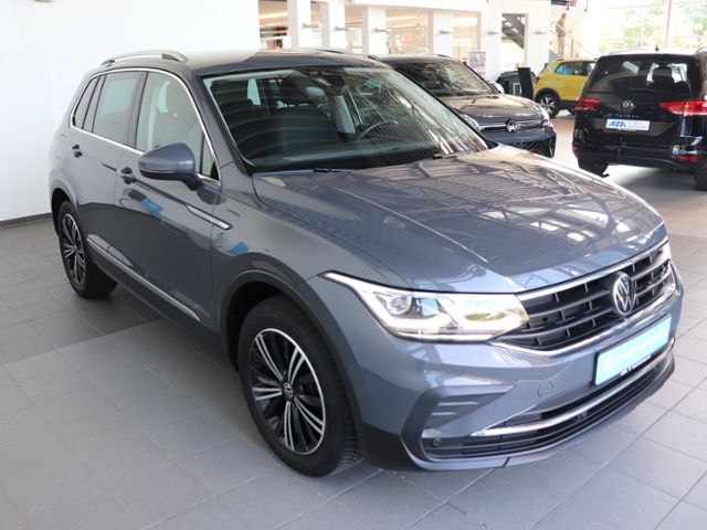 Volkswagen Tiguan 1.5 TSI OPF DSG Life - Samsaru's Car Outlet