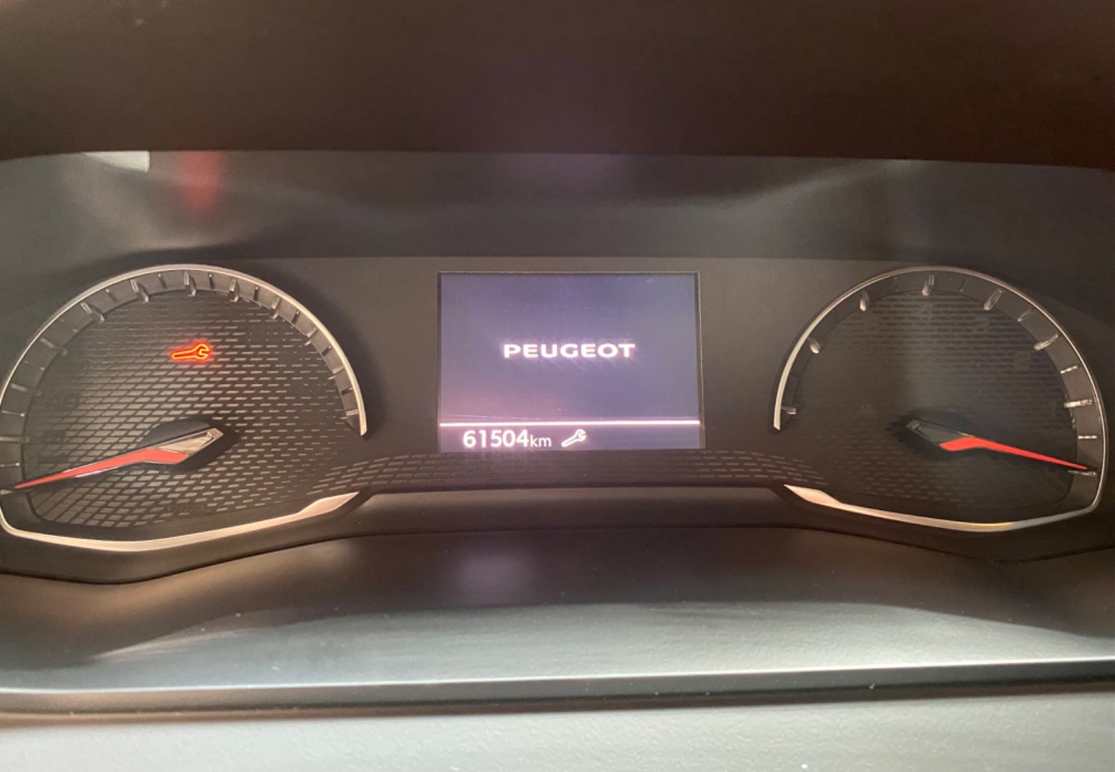 Peugeot 208 Active Pack - Samsaru's Car Outlet