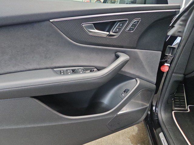 Audi RS Q8 4.0 TFSI quattro AHK*360°*ACC*MATRIX*DWA V