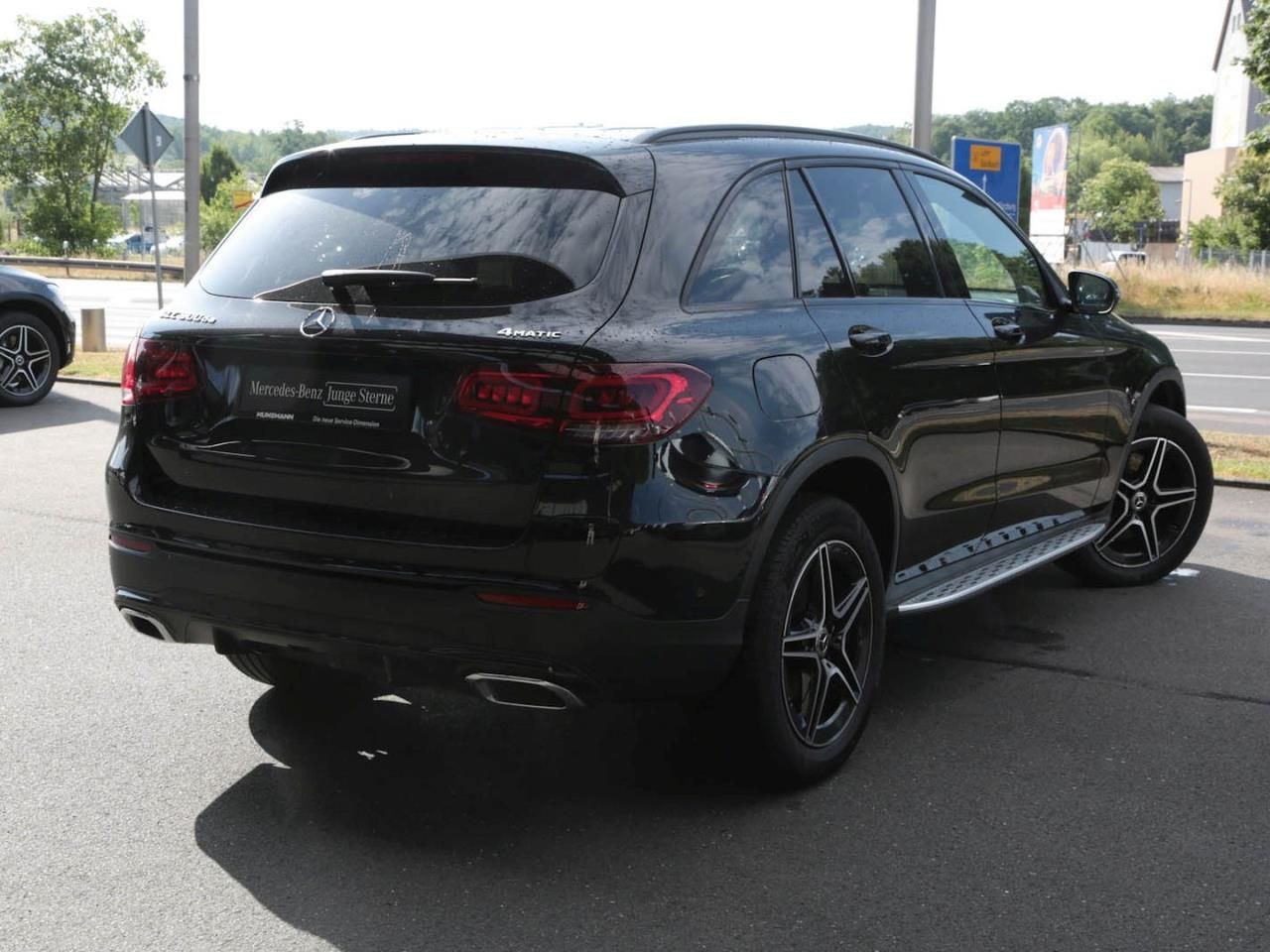 Mercedes-Benz GLC 300 de 4M AMG - Samsaru's Car Outlet