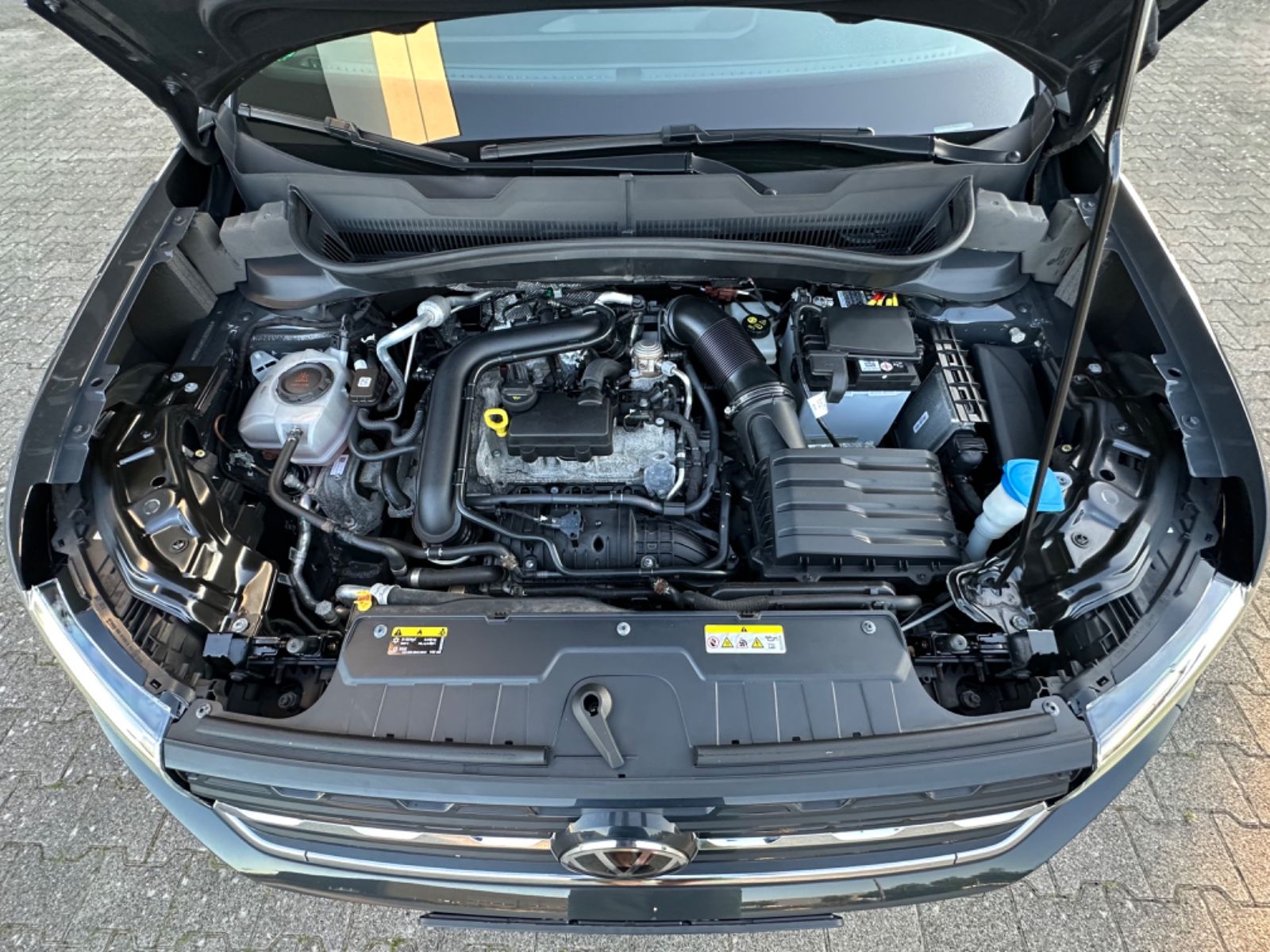 Volkswagen T-Cross DSG Style - Samsaru's Car Outlet