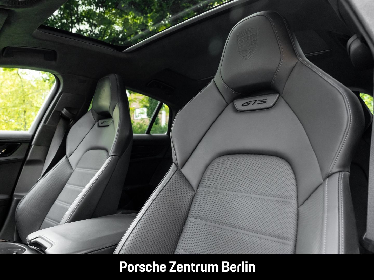 Porsche Panamera GTS Surround-View InnoDrive LED-Matrix