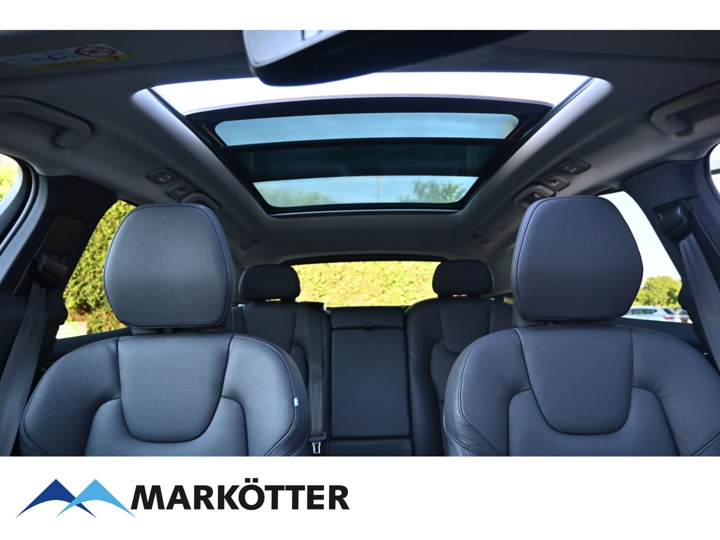 Volvo XC60 T8 Recharge Plus AWD - Samsaru's Car Outlet