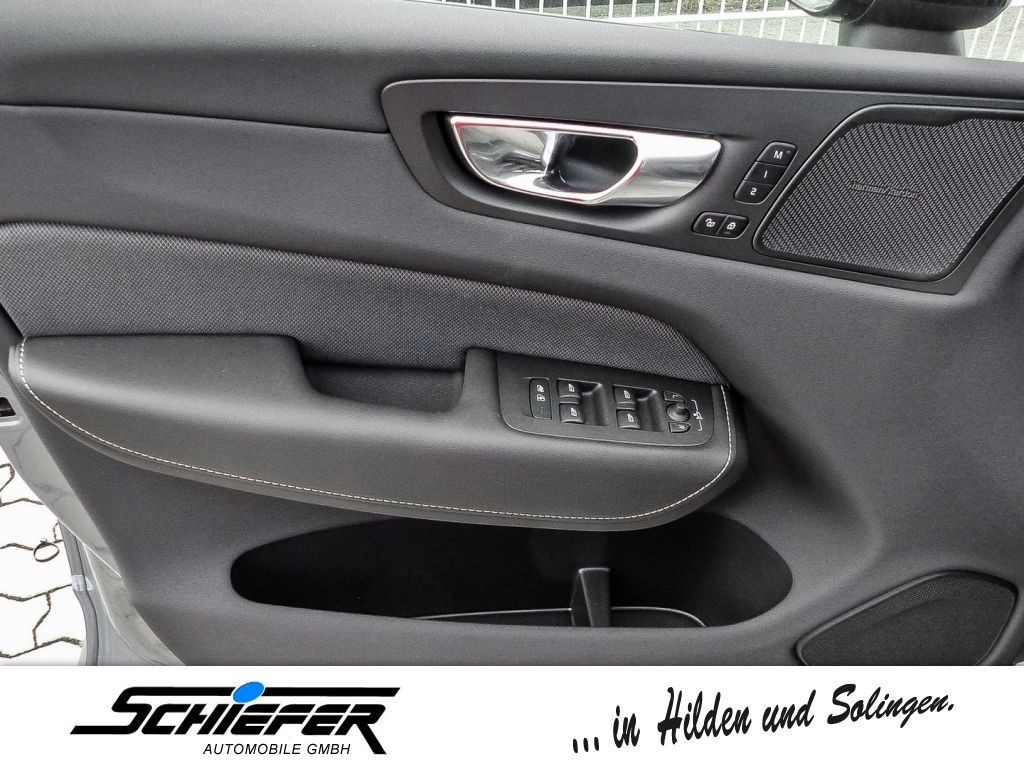 Volvo XC60 T6 AWD Recharge Plus Dark (2017)