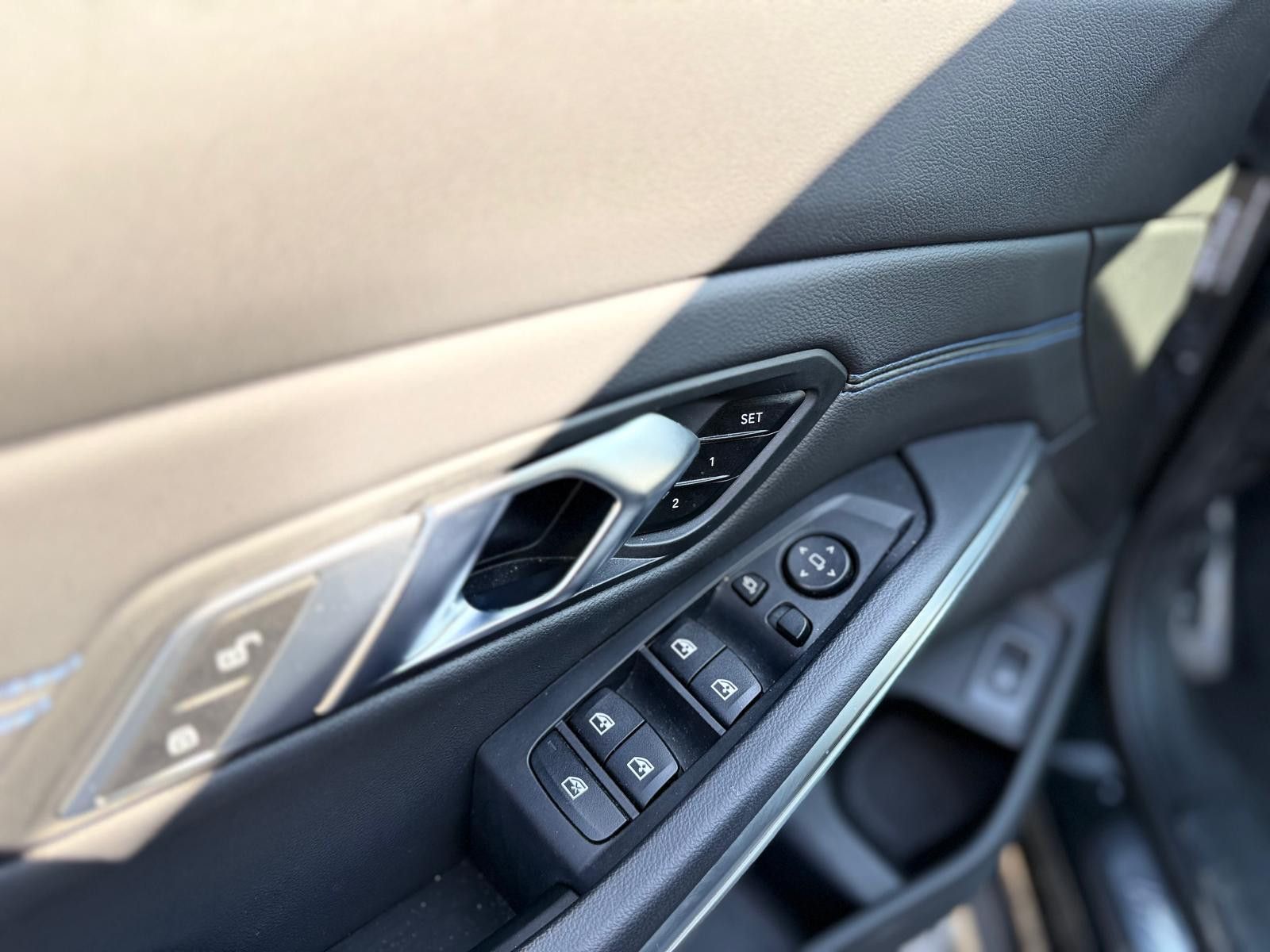 BMW 320 i Touring M-Sport - Samsaru's Car Outlet