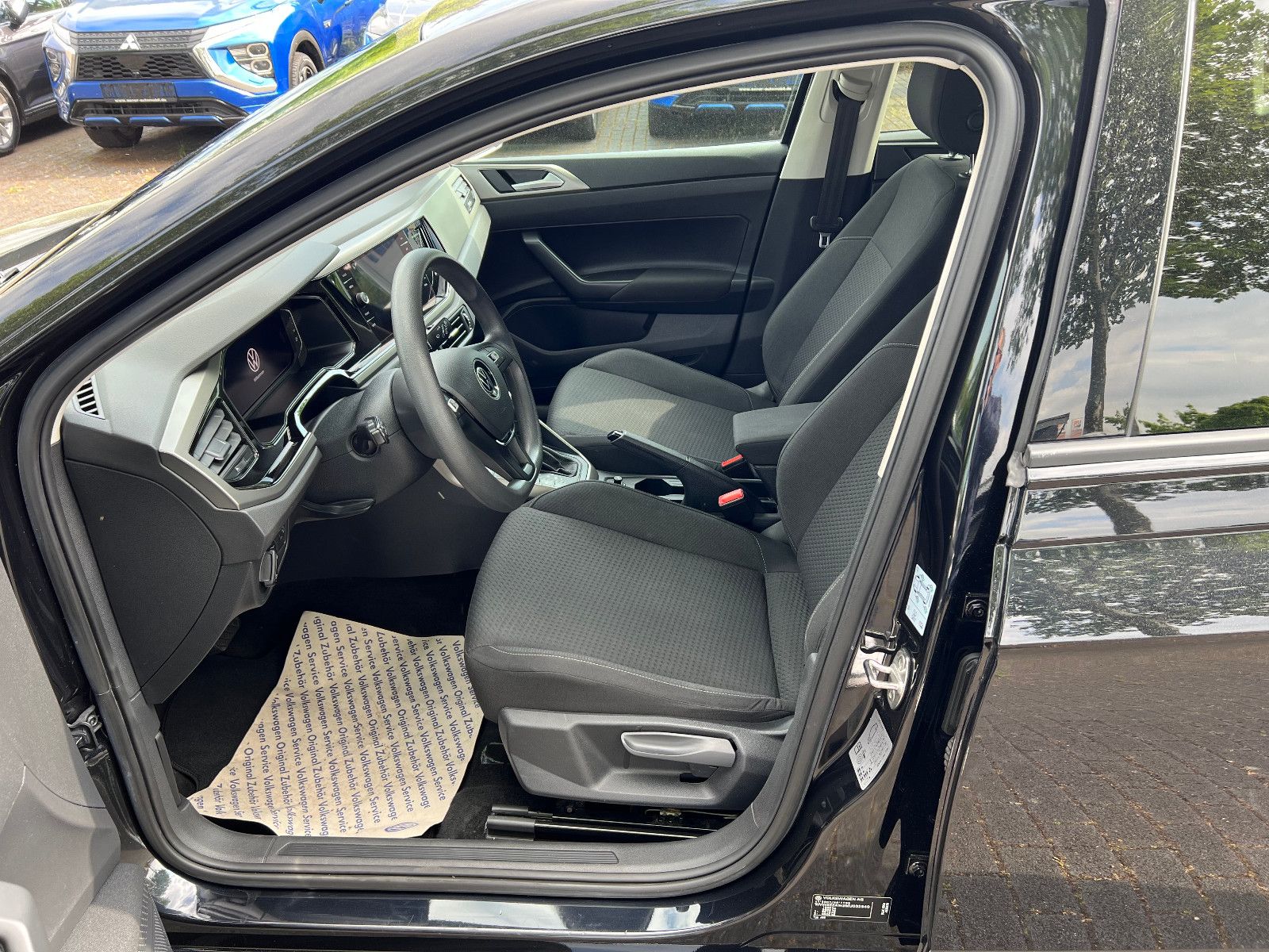 Volkswagen Polo VI Comfortline Aut. - Samsaru's Car Outlet