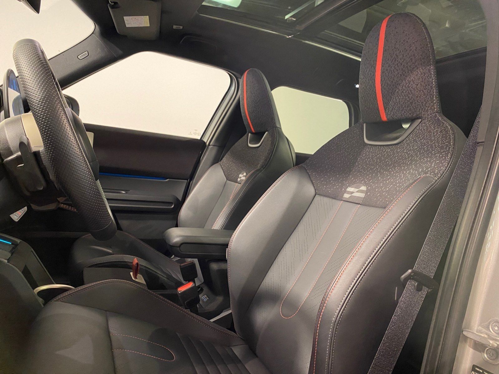 MINI John Cooper Works - Samsaru's Car Outlet