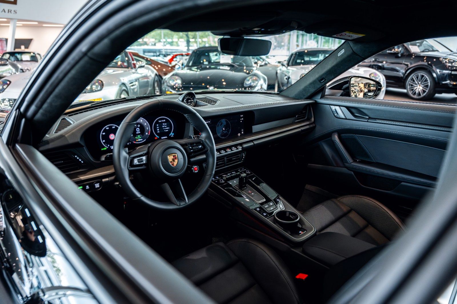 Porsche 911 Carrera 4 GTS T-Hybrid*VAT*1.Hand*