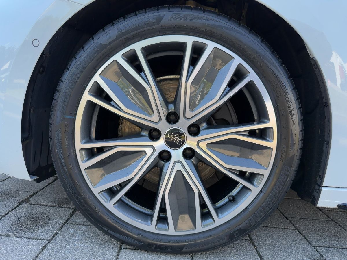 Audi A5 Avant 2.0 TFSI quattro S line AHK Pano Matrix