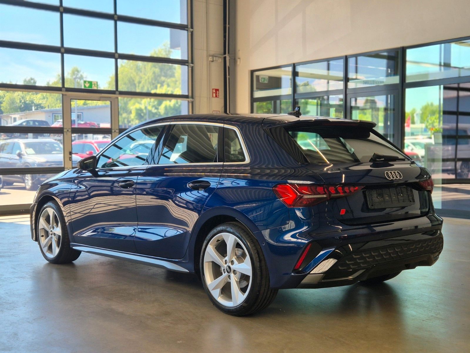 Audi A3 SPORTBACK 35 TDI S-LINE - Samsaru's Car Outlet
