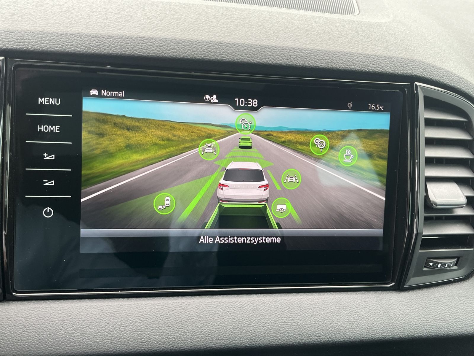 Skoda Karoq Sportline 1.5TSI DSG Navi LED Panorama ACC