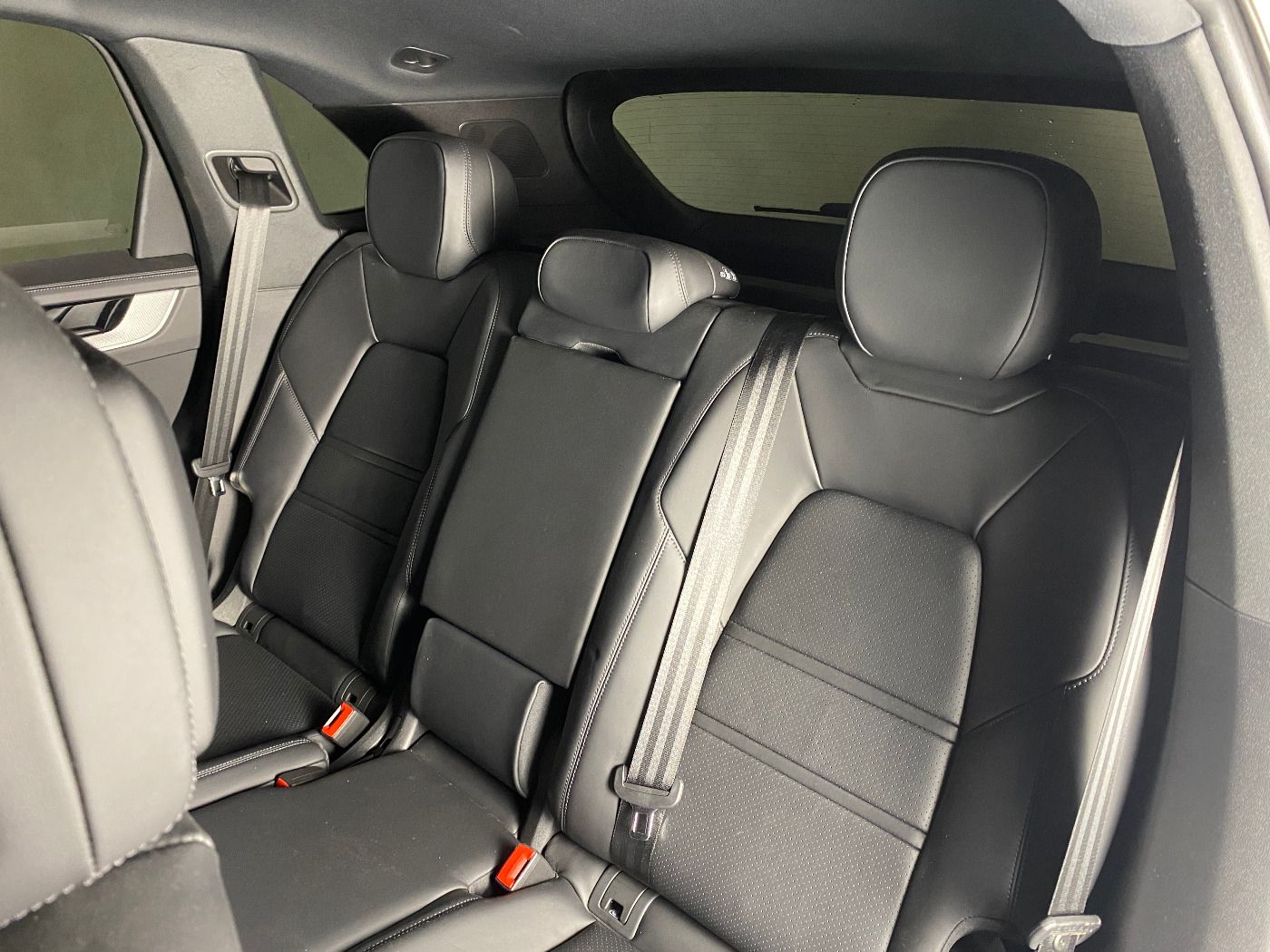 Porsche Cayenne E-Hybrid | Nachtsicht | InnoDrive |