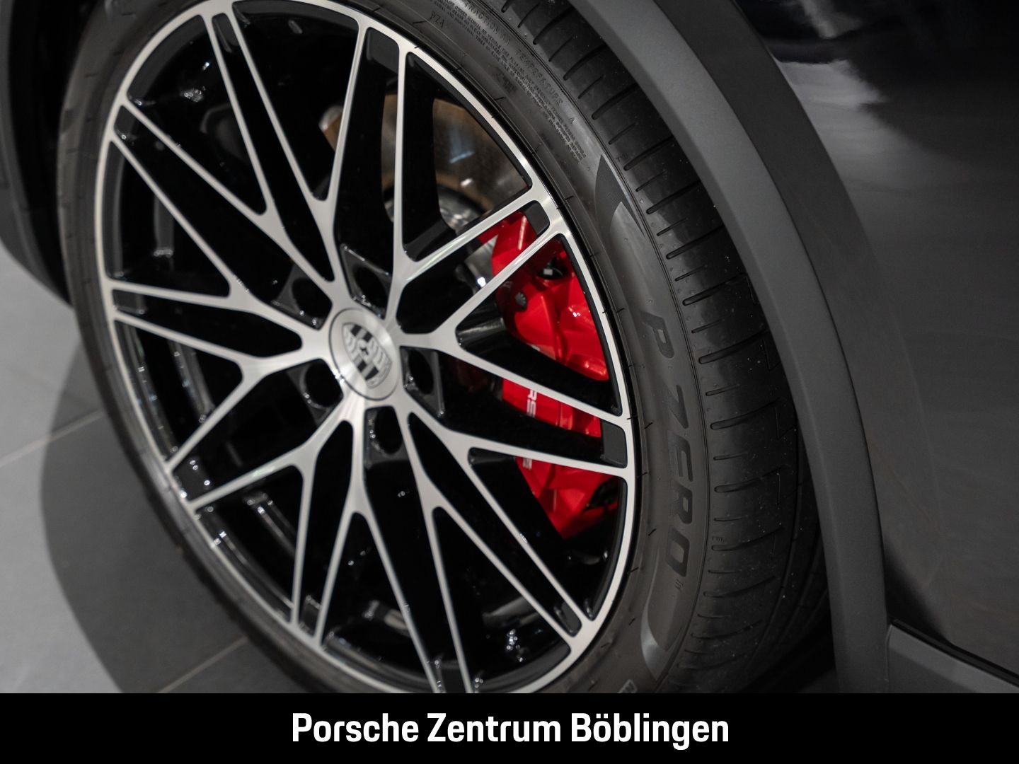 Porsche Macan 4S Hinterachslenkung InnoDrive Head-Up