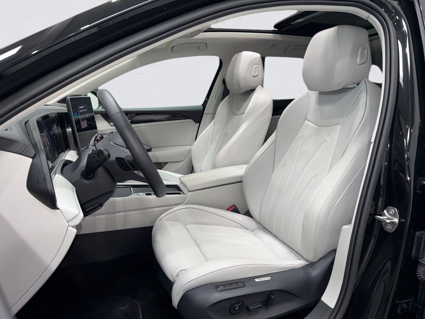 Volkswagen Passat Variant 1.5 eTSI eHybrid ELEGANCE MATRIX