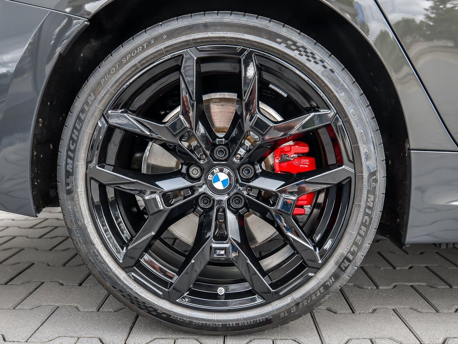 BMW 330e xDrive Touring M Sport HUD PANO ACC AHK LM