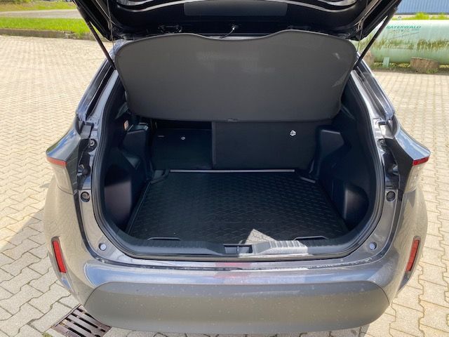 Toyota Yaris Cross Hybrid Navi Kamera SHZ ALU