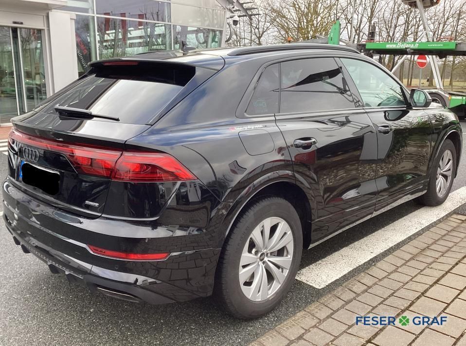 Audi Q8 50 TDI 2x S Line Pano,Standhzg,Sitzbel,AHK,Ka