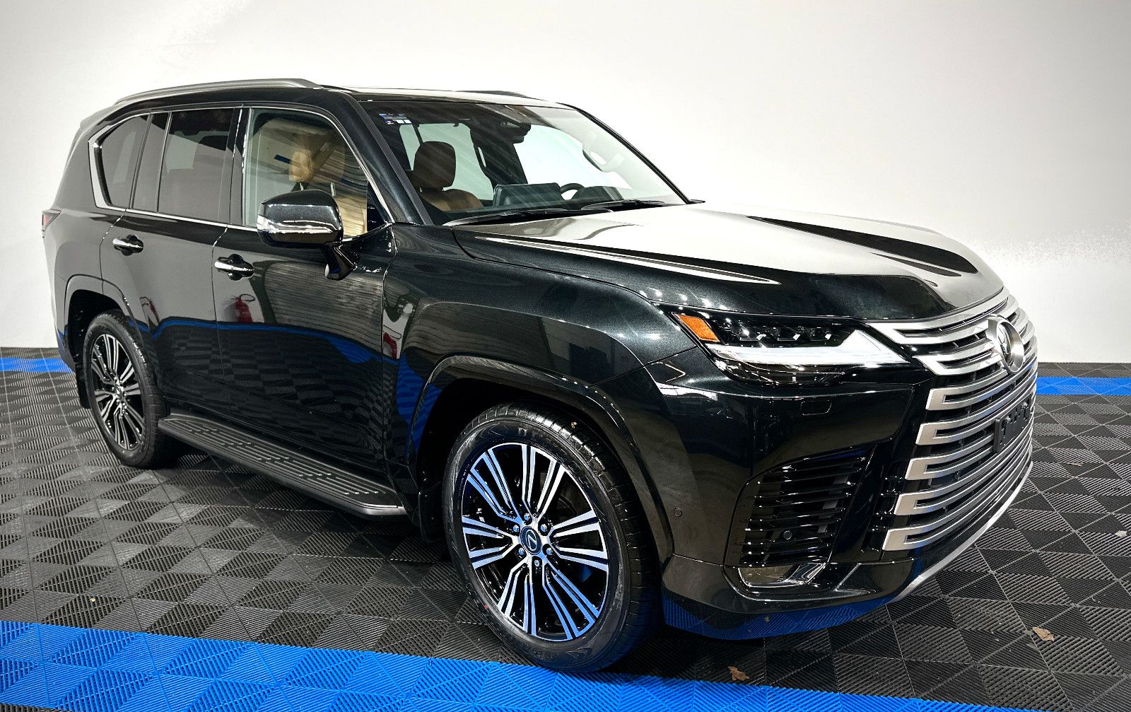 Lexus LX700H Luxury, 2025/Full options/NO VAT! T1
