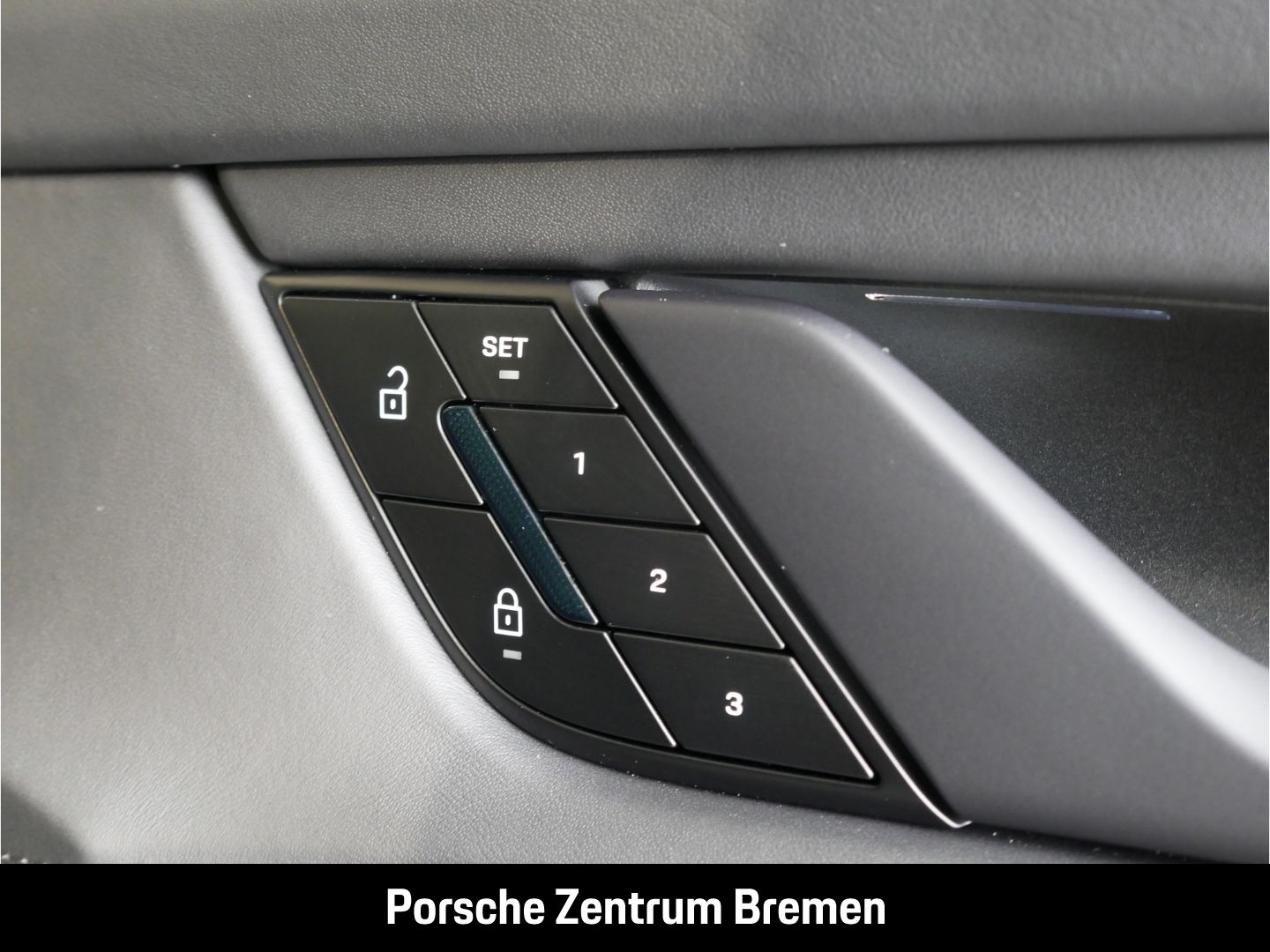 Porsche Taycan 4 Cross Turismo Sportpaket  Panorama Bose