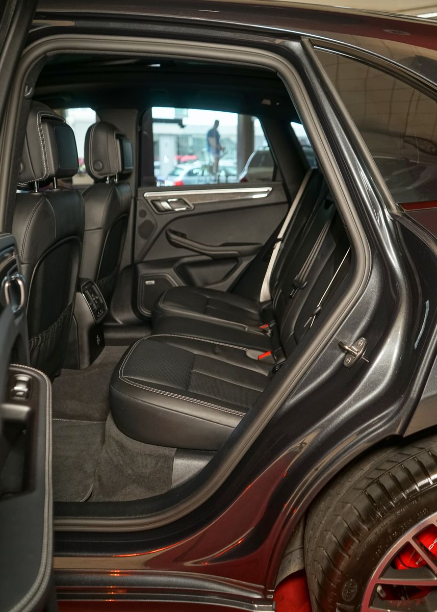 Porsche Macan GTS - Samsaru's Car Outlet